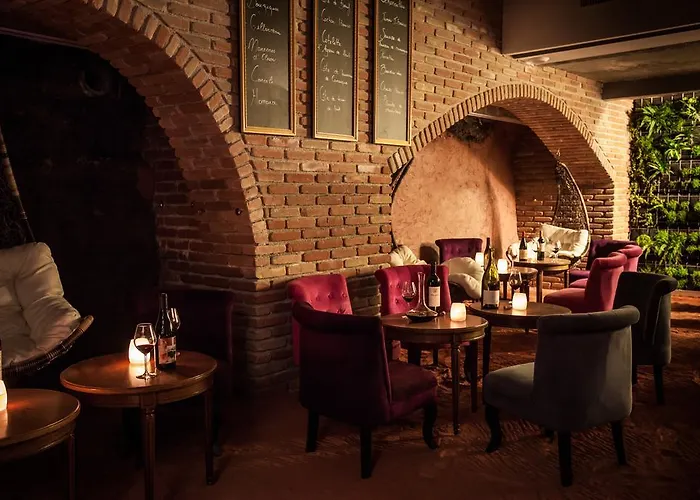 酒店 C Spacieuses 尼姆