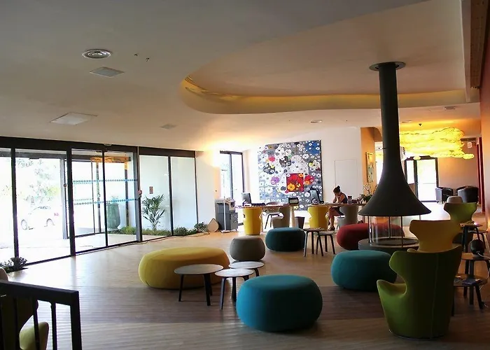 Hotel C Spacieuses Nîmes