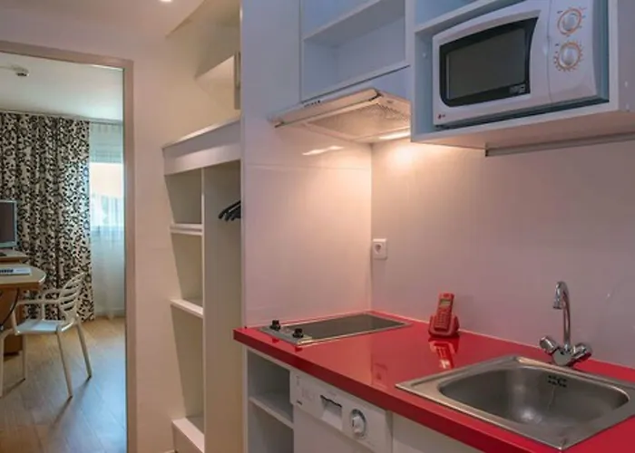 Szálloda C Spacieuses 4*